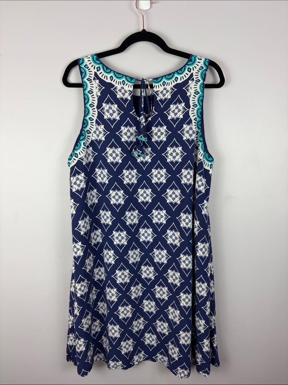 Hatley Blue Medallion Sleeveless Shift Dress Large Geometric Boho Summer Dress - Picture 14 of 14